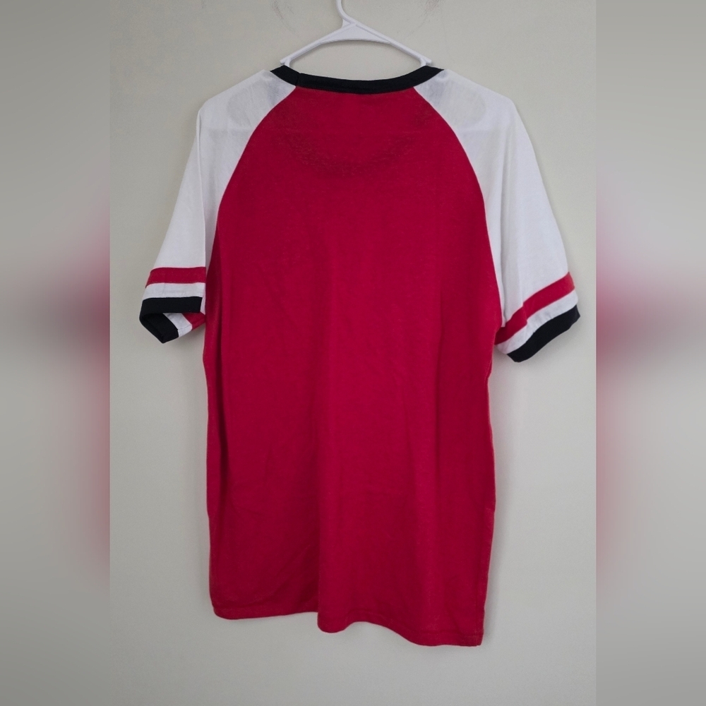 Stranger Things Red & White Raglan Graphic Tee – Netflix – Medium - Picture 7 of 7